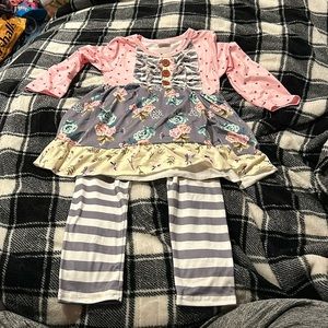 Brand new floral and striped boutique set